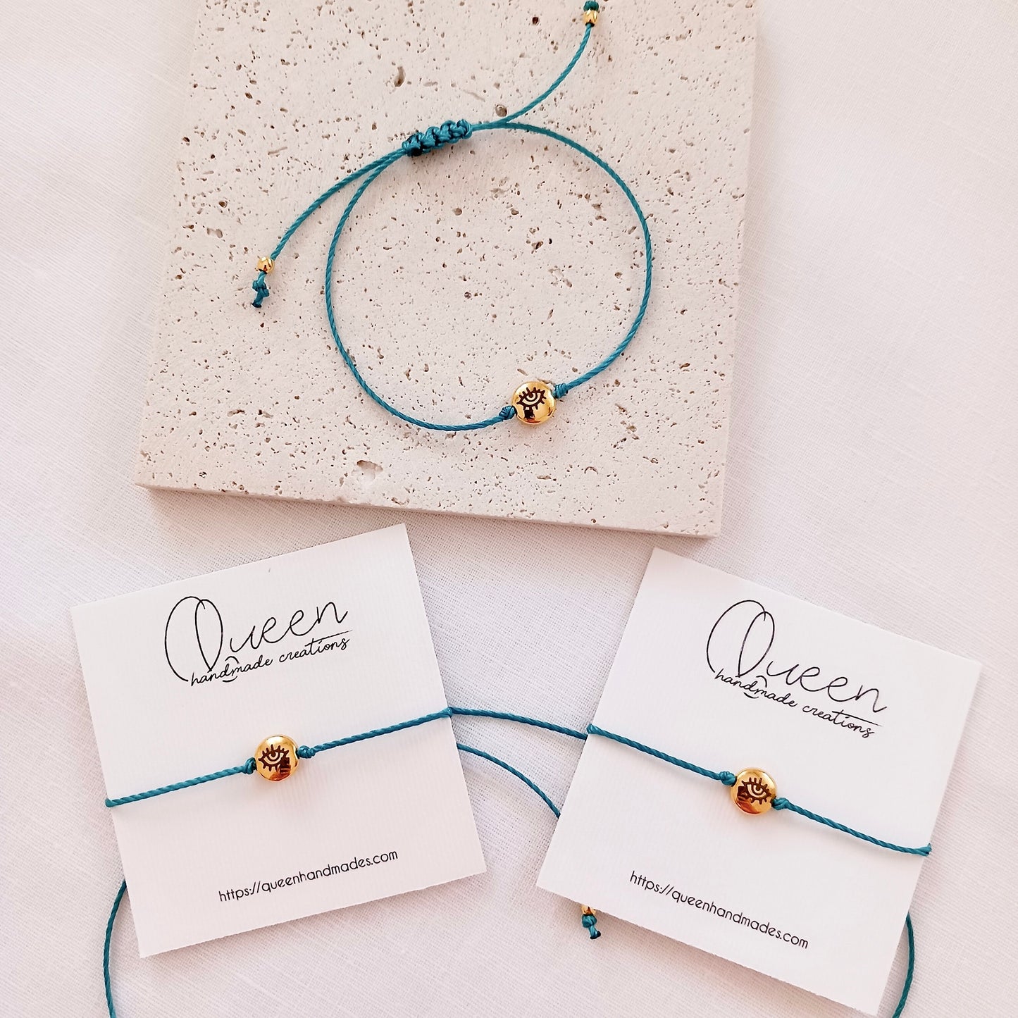 Eye bracelet