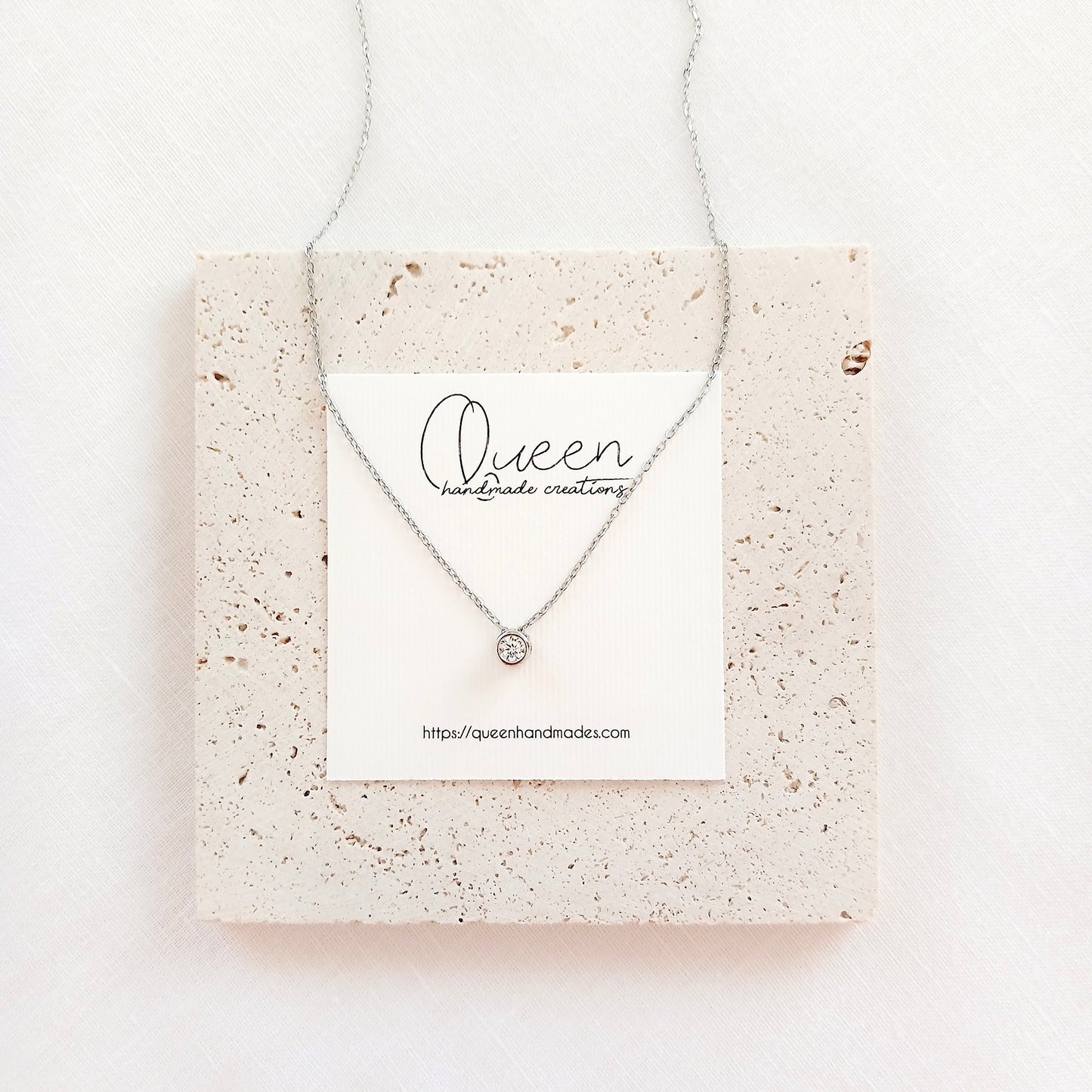 Silver zirconia necklace