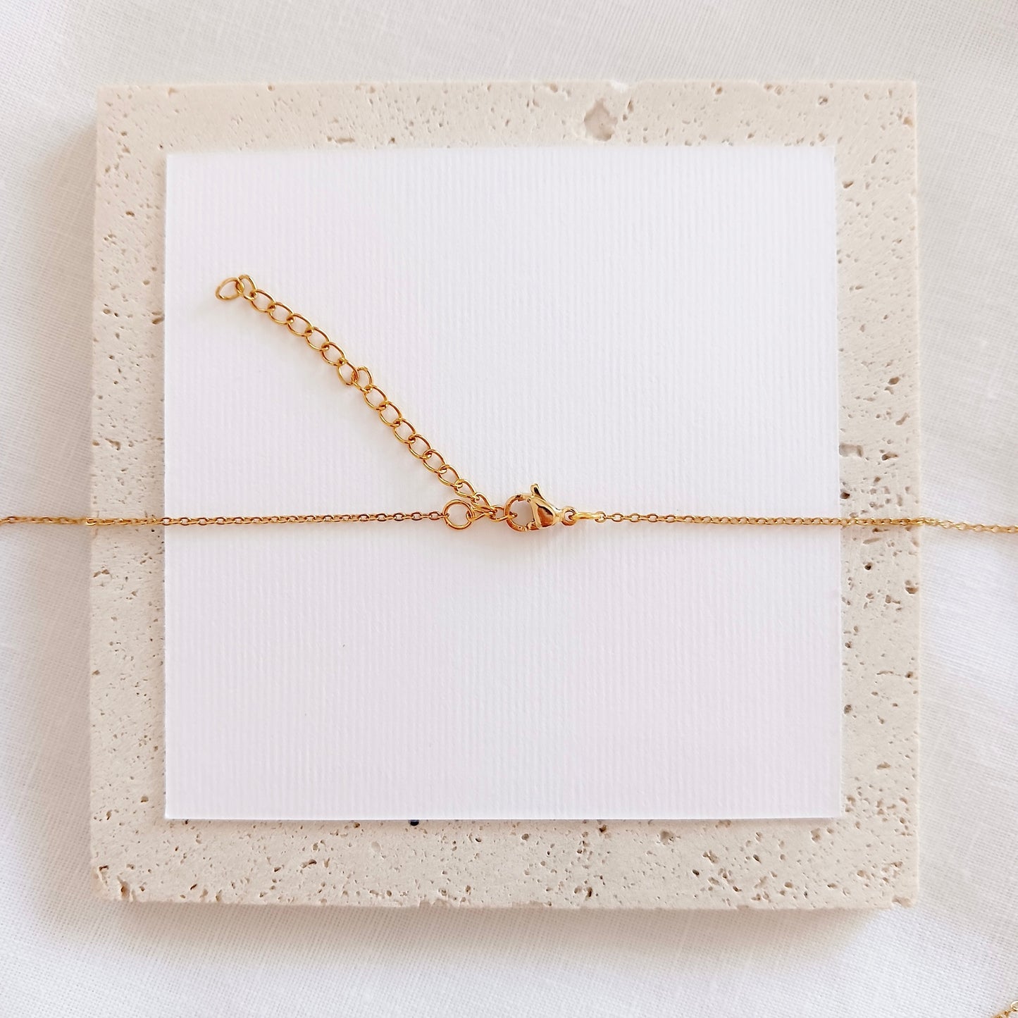 Simple fish necklace