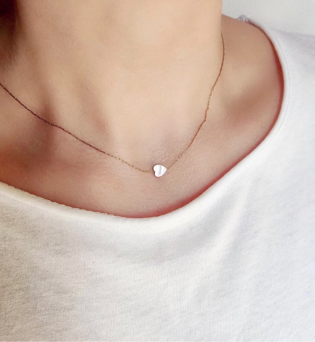 Tiny heart necklace