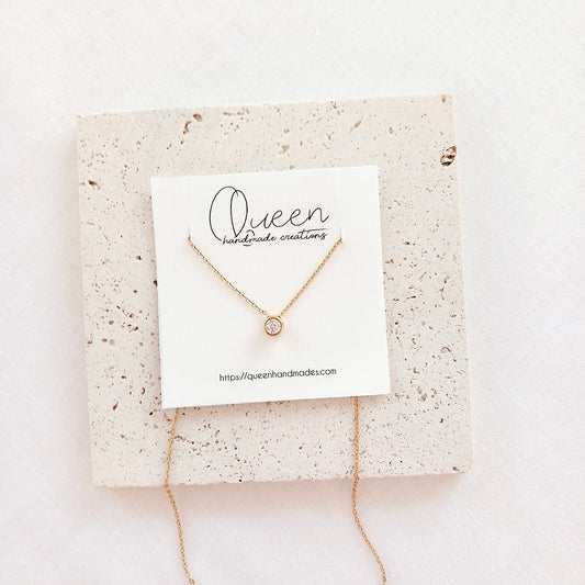 Gold zirconia necklace