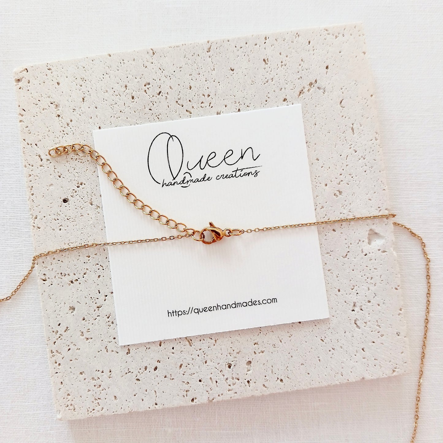 Tiny heart necklace