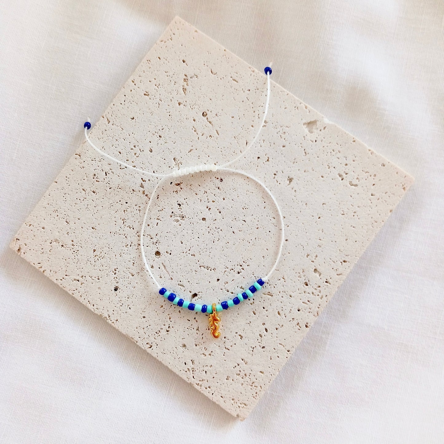 Mini seahorse summer bracelet