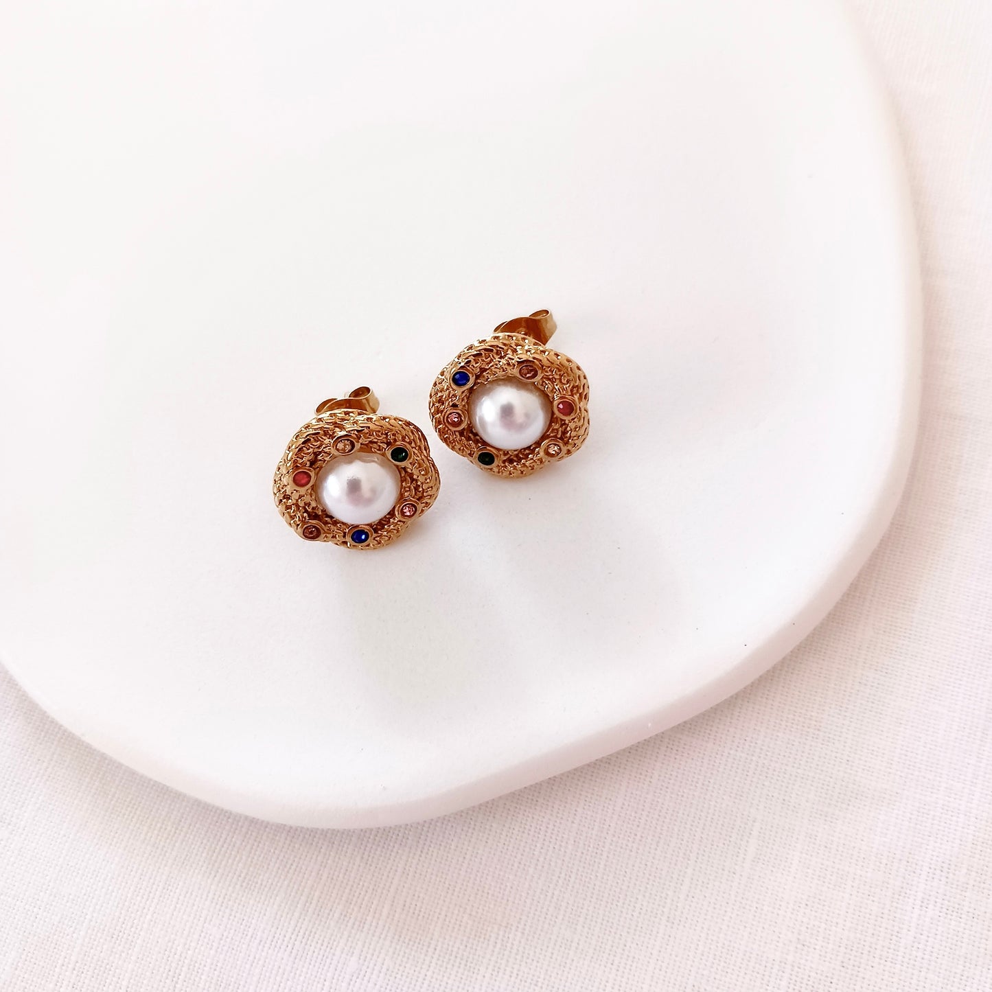 Colorful stud earrings