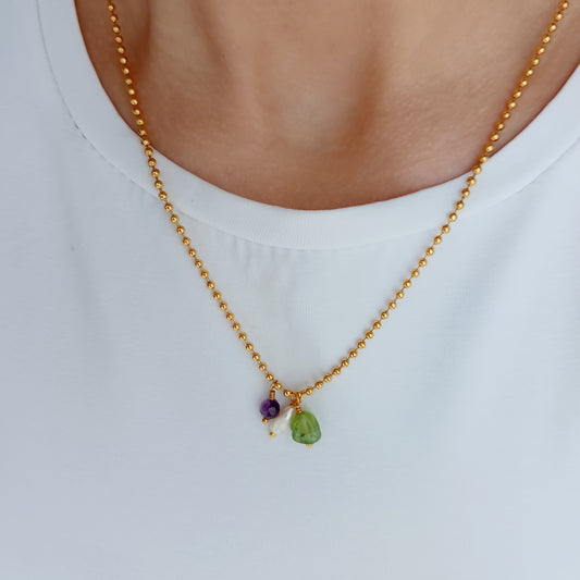 Gold necklace with mini gemstones