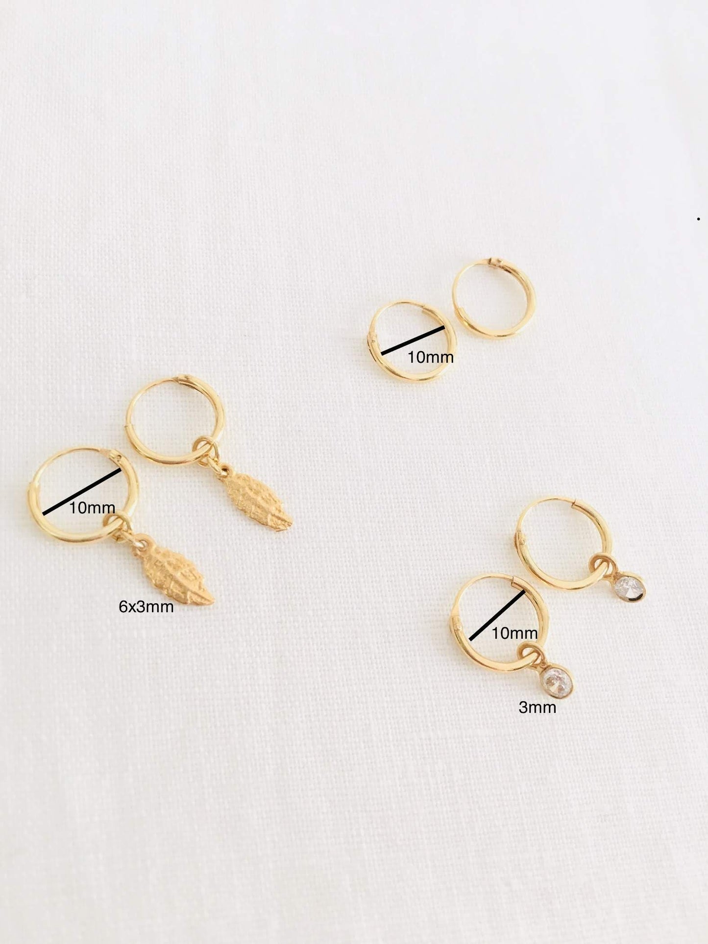 Mini hoop earrings
